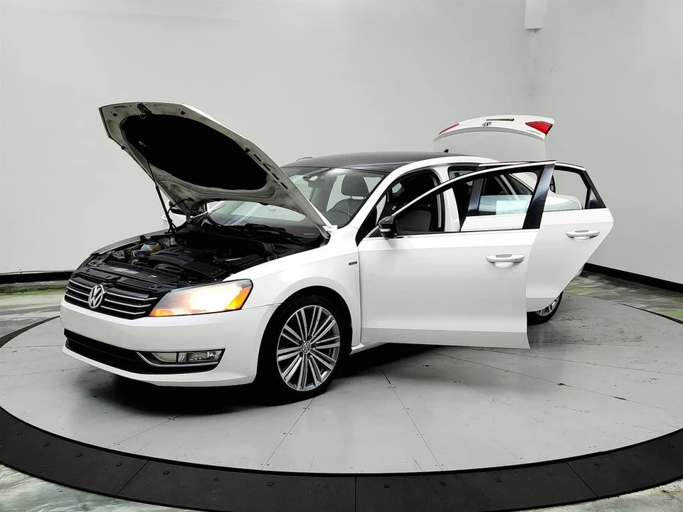 2015 Volkswagen Passat - Image 9 of 21