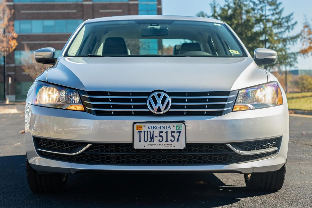 2015 Volkswagen Passat - Image 2 of 31