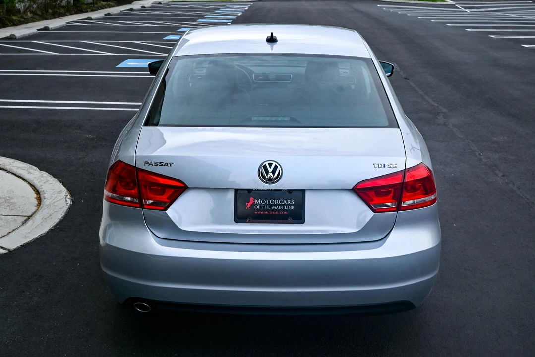 2015 Volkswagen Passat - Image 26 of 31