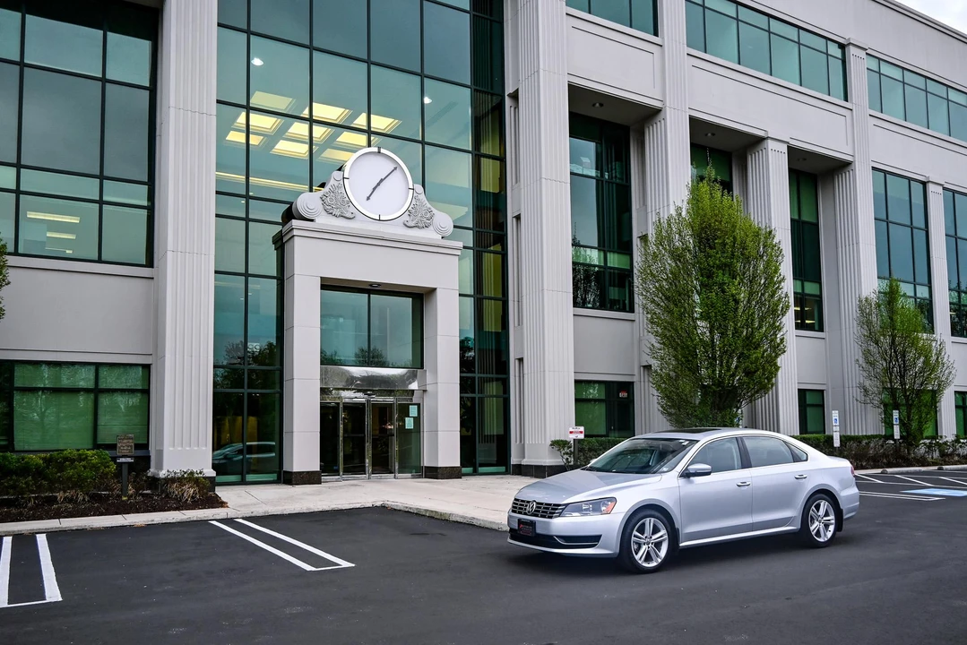 2015 Volkswagen Passat - Image 11 of 31
