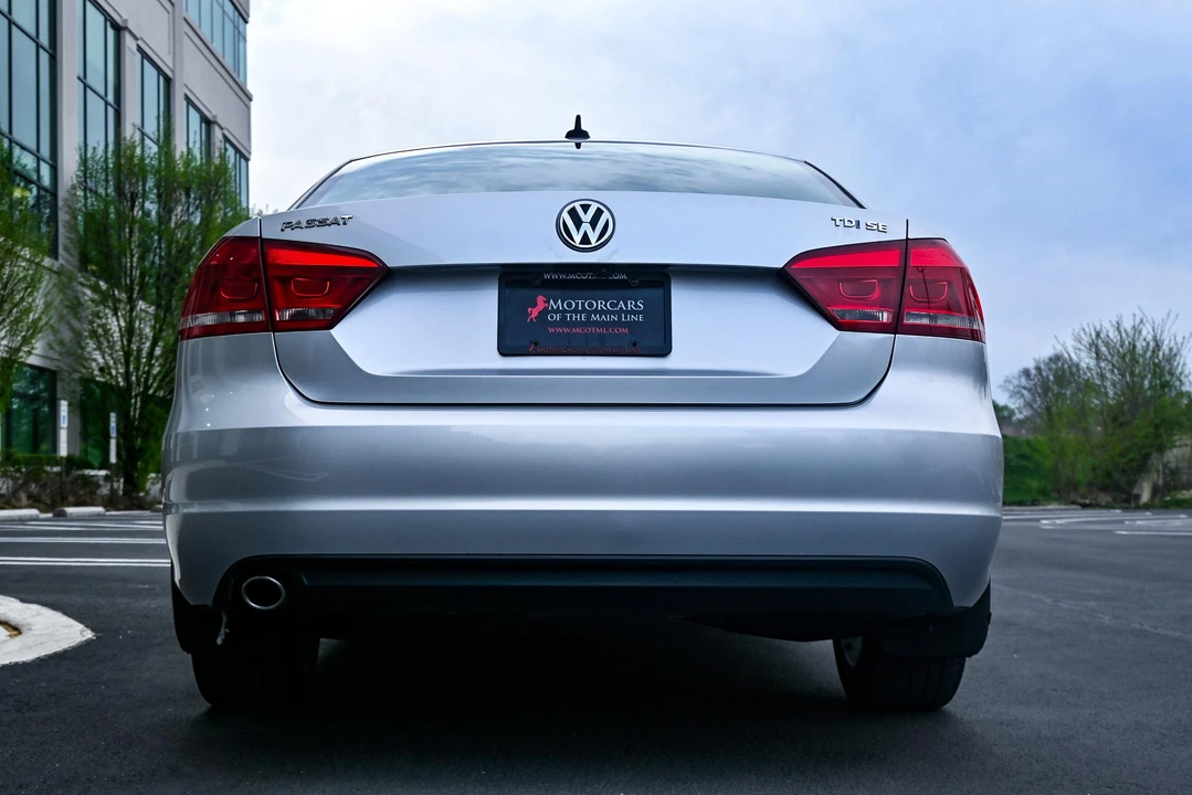 2015 Volkswagen Passat - Image 27 of 31