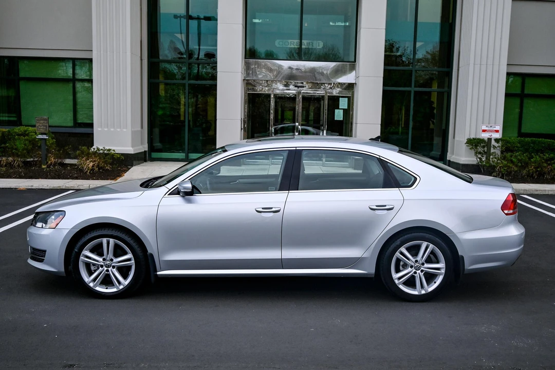 2015 Volkswagen Passat - Image 14 of 31