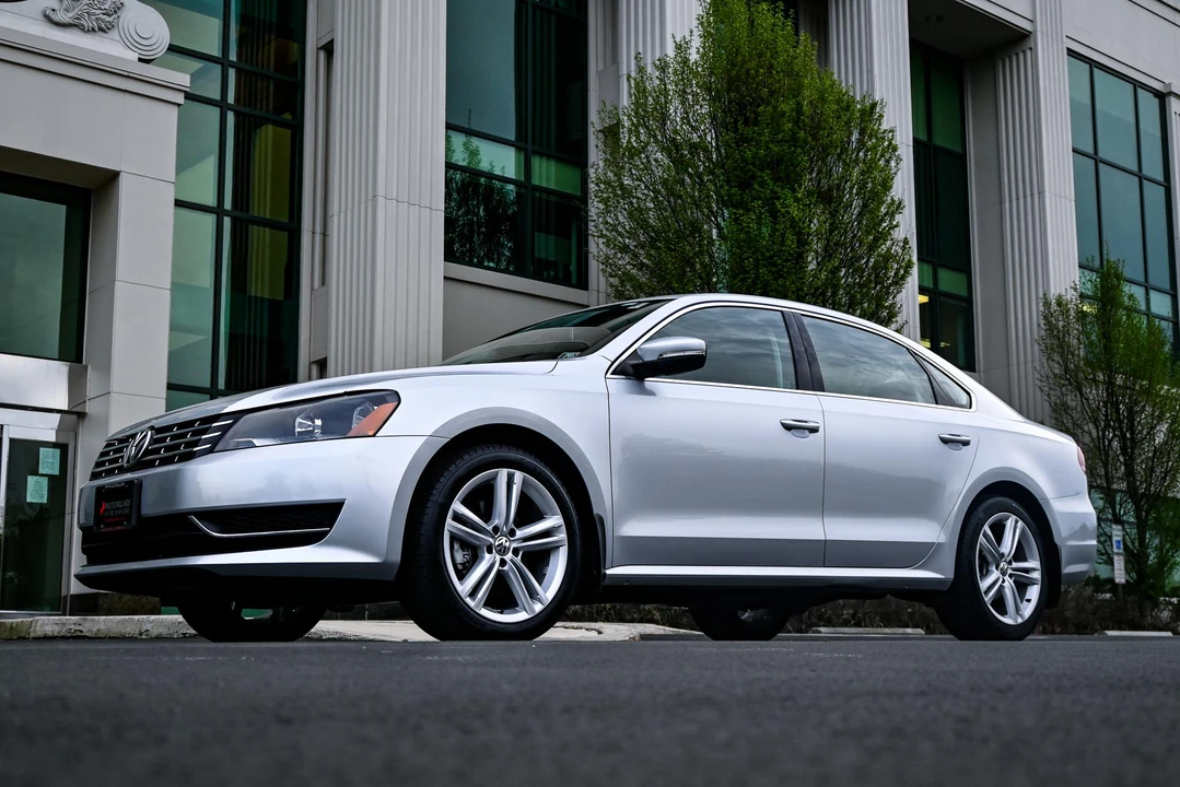 2015 Volkswagen Passat - Image 9 of 31