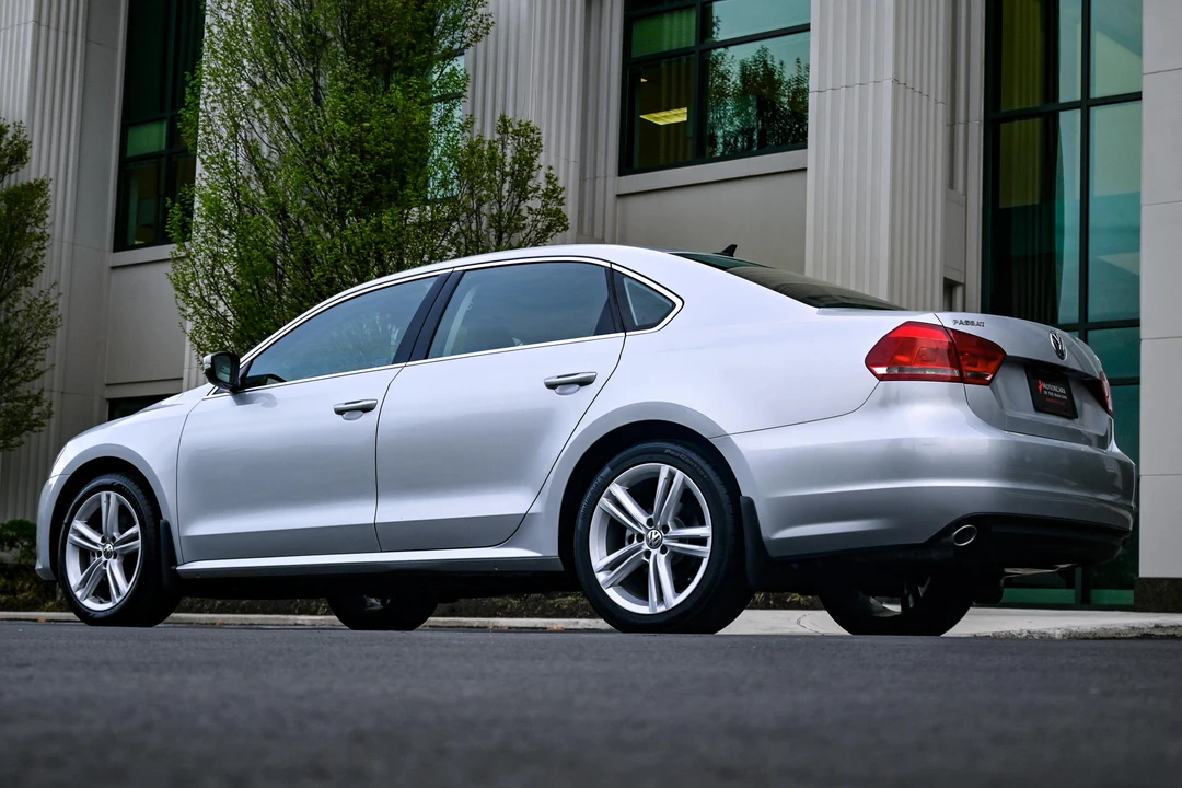 2015 Volkswagen Passat - Image 22 of 31