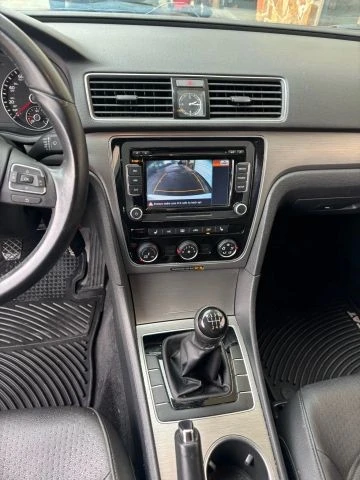 2015 Volkswagen Passat - Image 9 of 21
