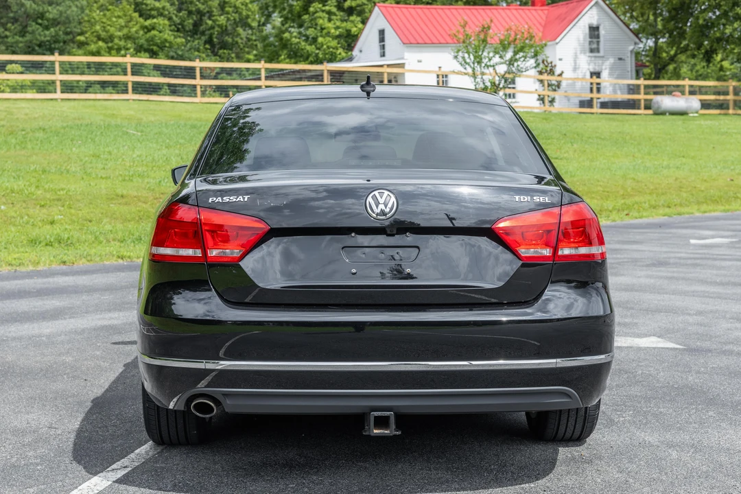 2015 Volkswagen Passat - Image 17 of 31