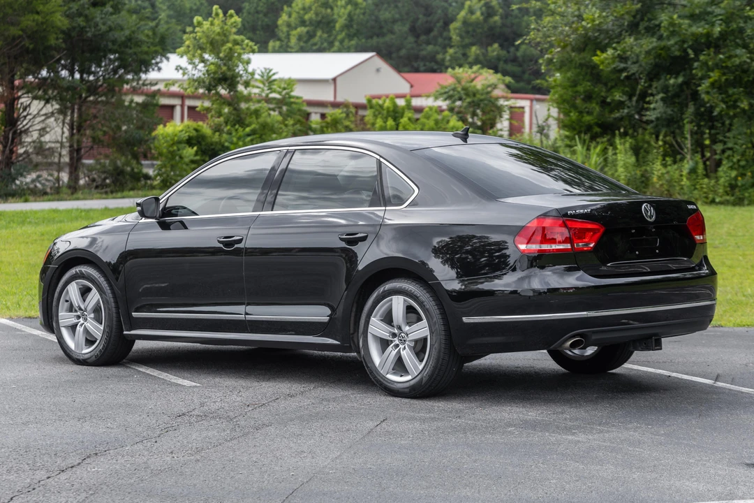2015 Volkswagen Passat - Image 14 of 31