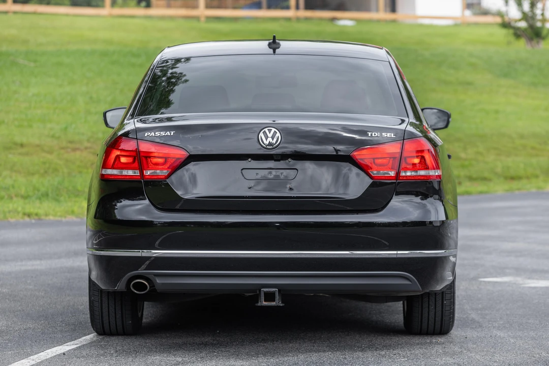 2015 Volkswagen Passat - Image 18 of 31