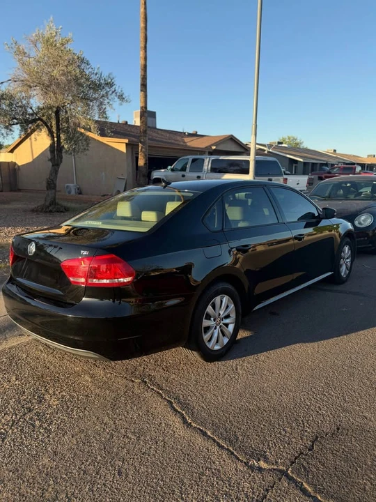 2015 Volkswagen Passat - Image 9 of 13