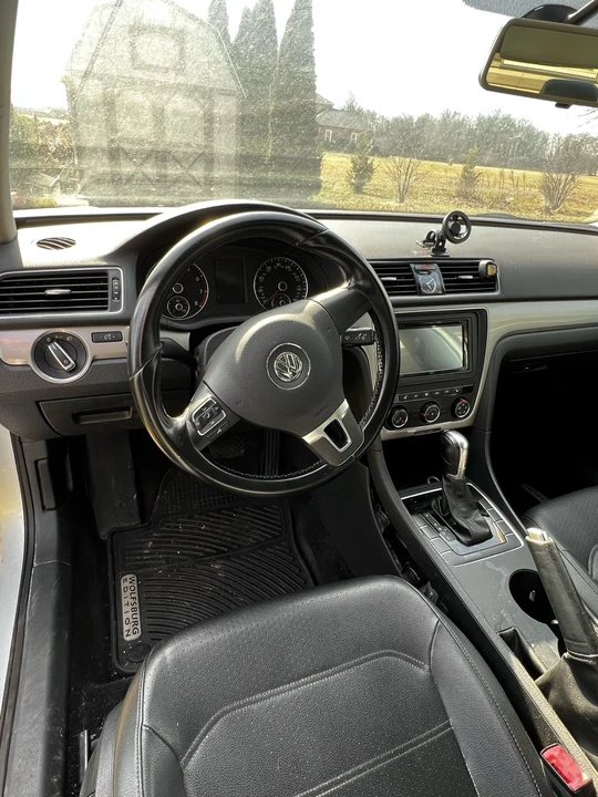 2015 Volkswagen Passat - Image 7 of 8