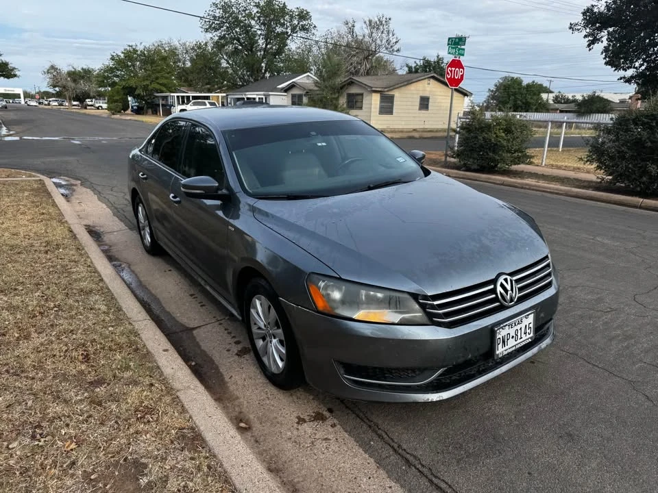 2015 Volkswagen Passat - Image 5 of 11