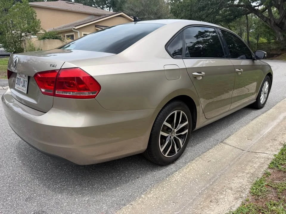 2015 Volkswagen Passat - Image 3 of 8