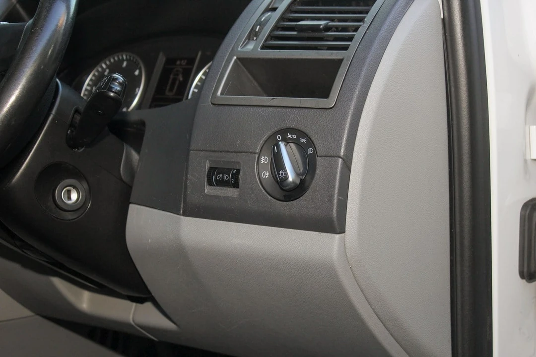 2015 Volkswagen EuroVan - Image 30 of 30