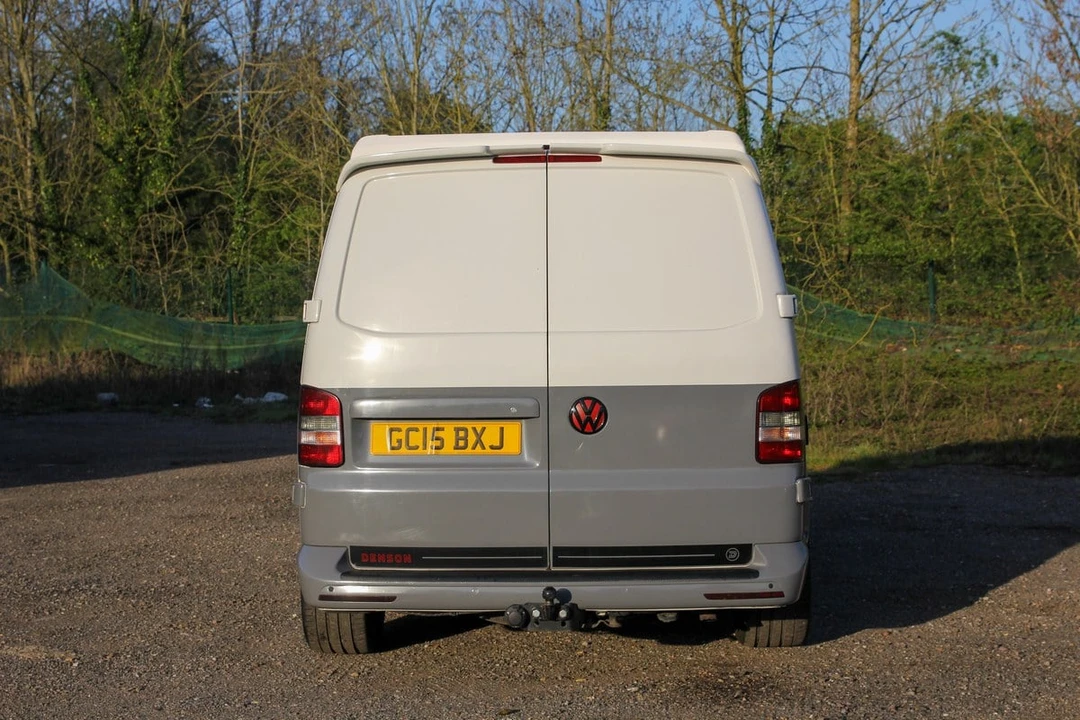2015 Volkswagen EuroVan - Image 14 of 30