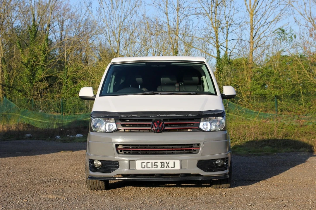 2015 Volkswagen EuroVan - Image 2 of 30