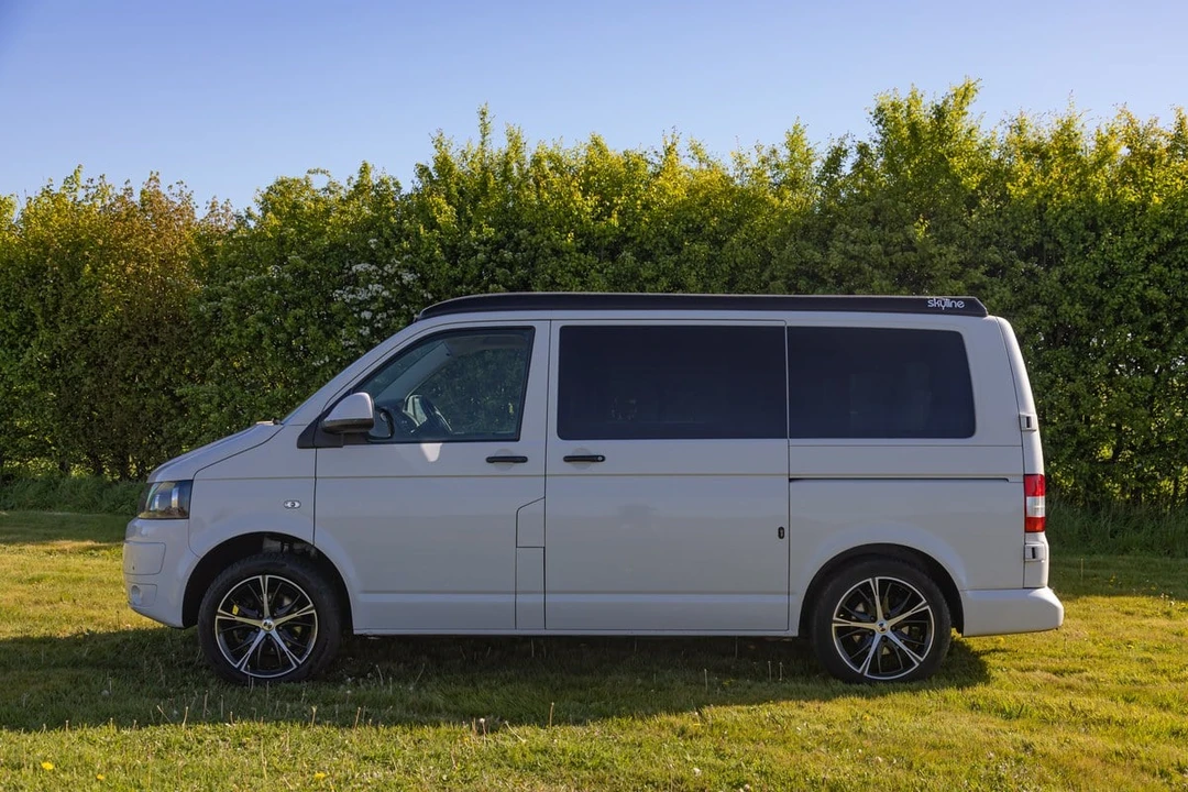 2015 Volkswagen EuroVan - Image 28 of 30