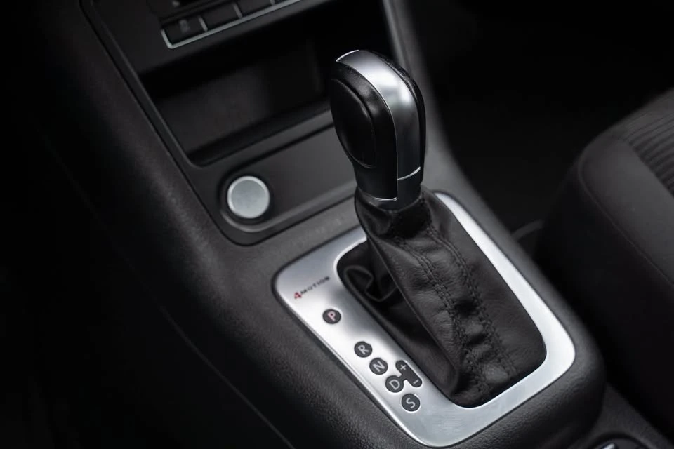 2015 Volkswagen Tiguan - Image 12 of 20