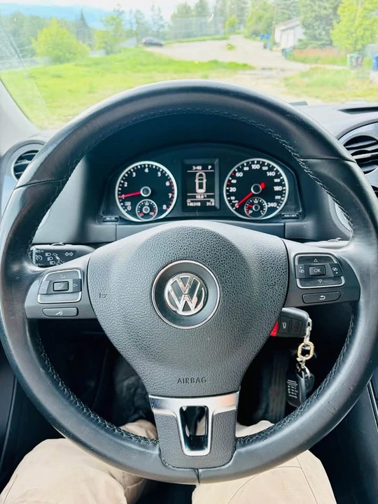 2015 Volkswagen Tiguan - Image 10 of 18