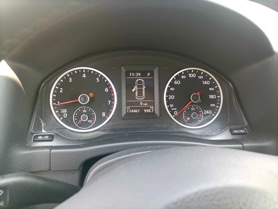 2015 Volkswagen Tiguan - Image 2 of 13