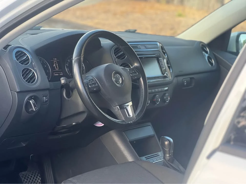 2015 Volkswagen Tiguan - Image 4 of 13