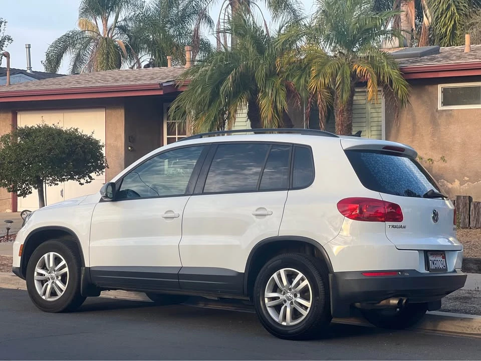 2015 Volkswagen Tiguan - Image 8 of 13