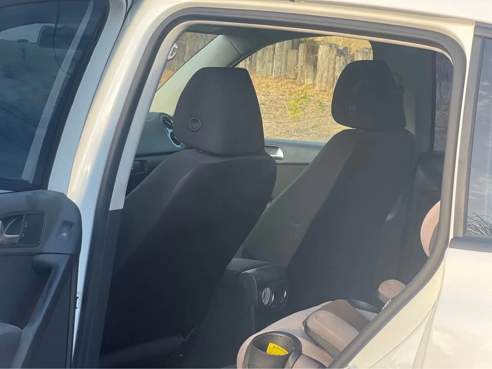 2015 Volkswagen Tiguan - Image 11 of 13