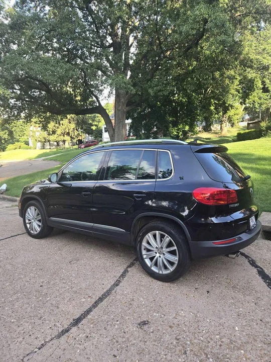 2015 Volkswagen Tiguan - Image 2 of 20
