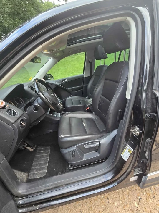 2015 Volkswagen Tiguan - Image 14 of 20