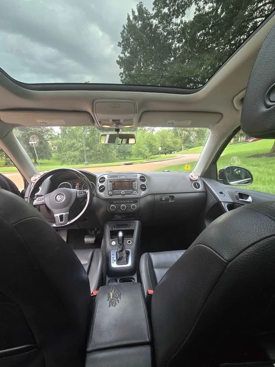 2015 Volkswagen Tiguan - Image 15 of 20