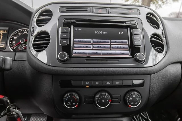 2015 Volkswagen Tiguan - Image 21 of 21