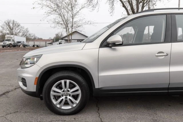 2015 Volkswagen Tiguan - Image 4 of 21