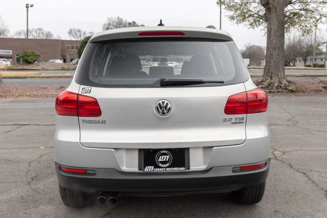 2015 Volkswagen Tiguan - Image 14 of 21