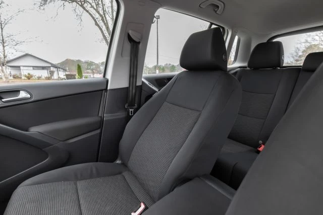 2015 Volkswagen Tiguan - Image 19 of 21