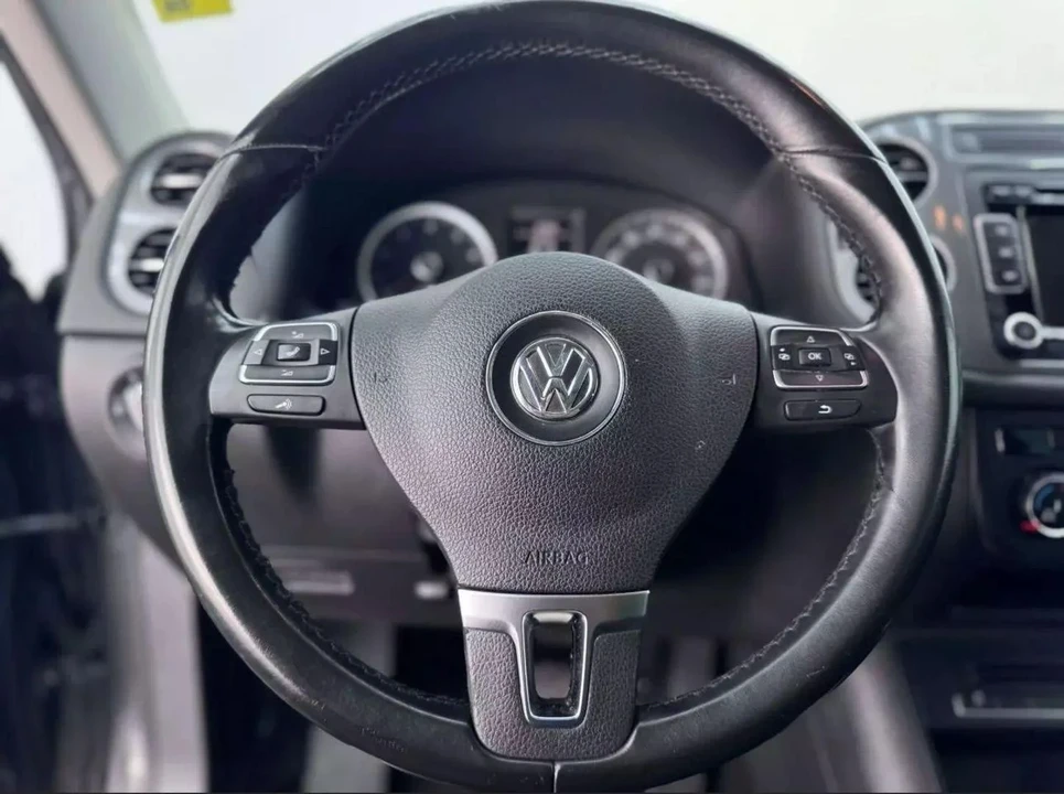 2015 Volkswagen Tiguan - Image 14 of 21