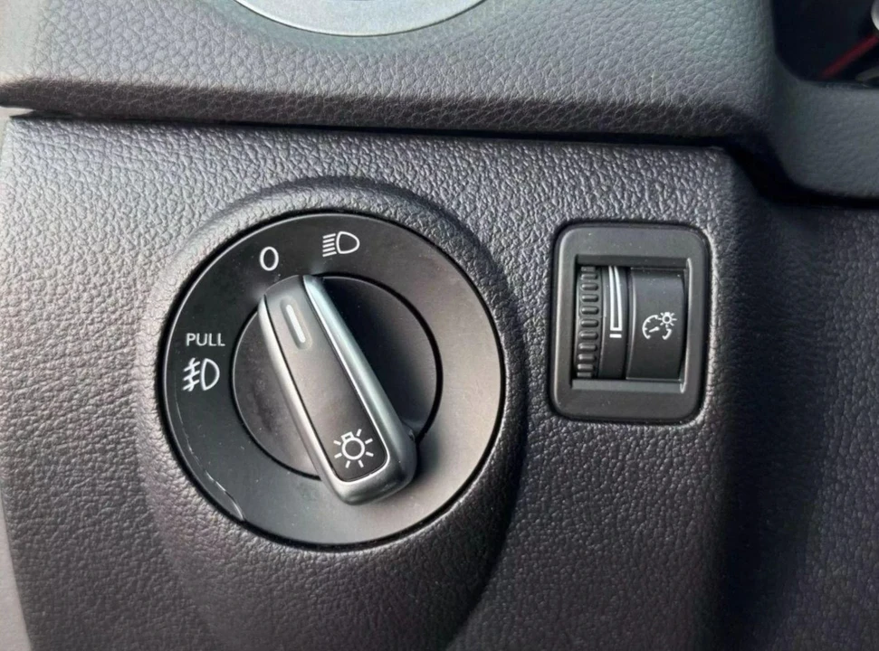 2015 Volkswagen Tiguan - Image 21 of 21
