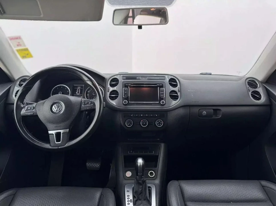 2015 Volkswagen Tiguan - Image 13 of 21
