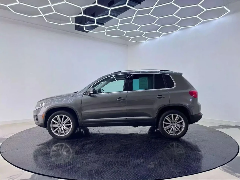 2015 Volkswagen Tiguan - Image 7 of 21