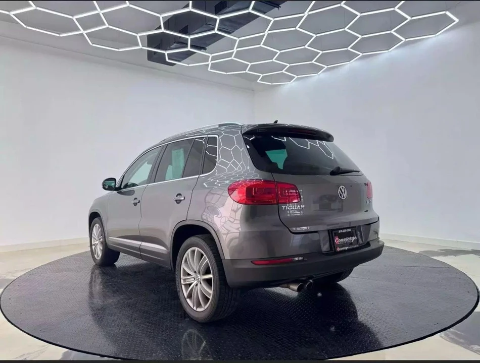 2015 Volkswagen Tiguan - Image 6 of 21