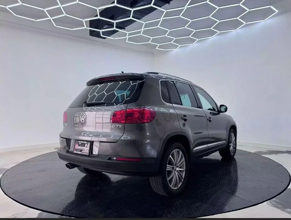 2015 Volkswagen Tiguan - Image 4 of 21