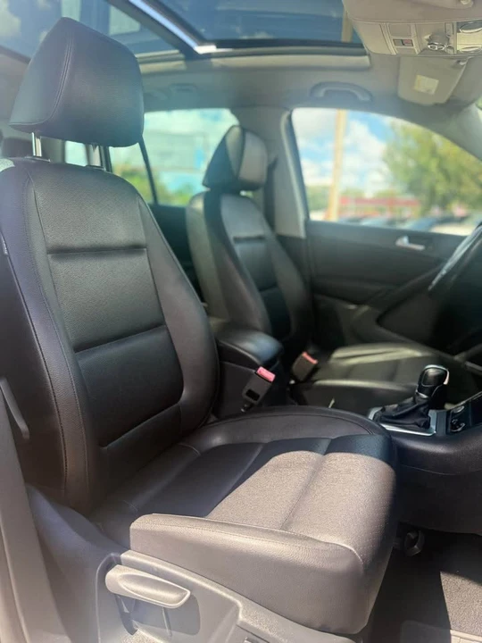 2015 Volkswagen Tiguan - Image 8 of 14