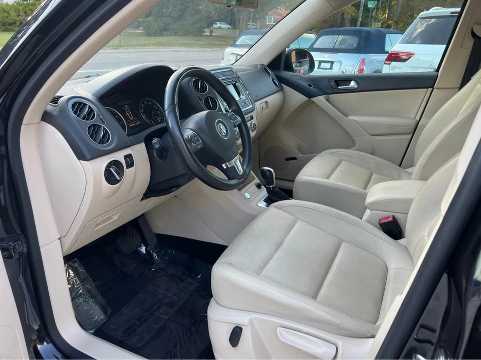 2015 Volkswagen Tiguan - Image 10 of 20