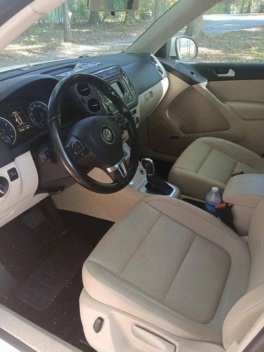 2015 Volkswagen Tiguan - Image 4 of 6