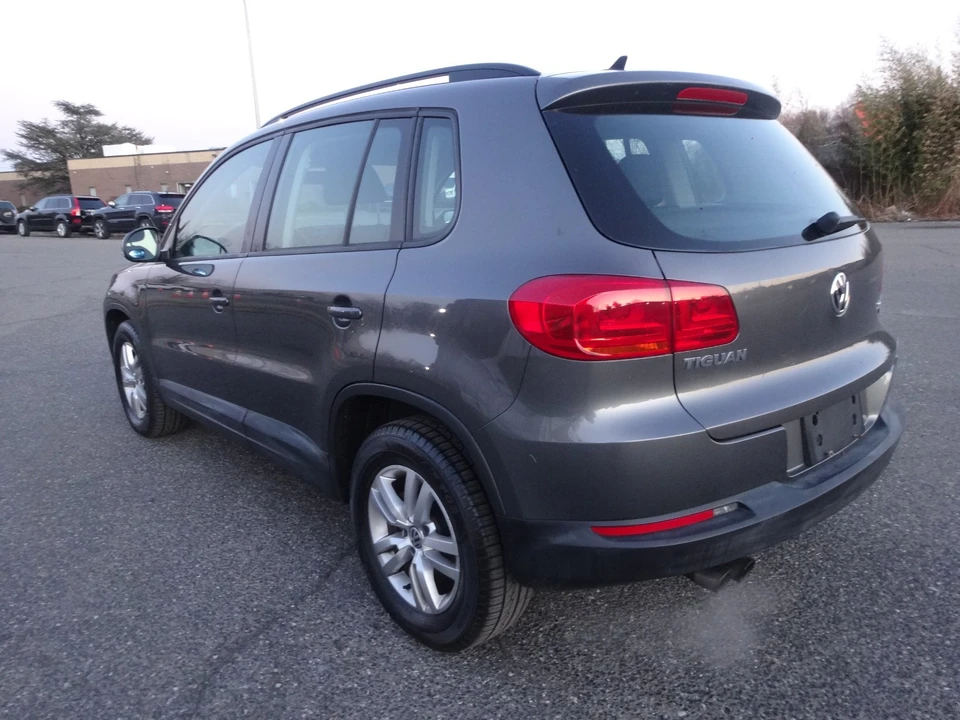 2015 Volkswagen Tiguan - Image 8 of 20