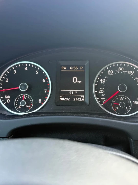 2015 Volkswagen Tiguan - Image 6 of 14