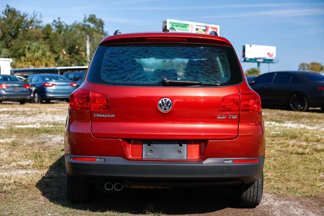 2015 Volkswagen Tiguan - Image 7 of 12