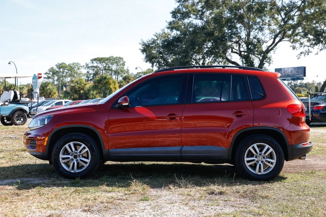 2015 Volkswagen Tiguan - Image 3 of 12