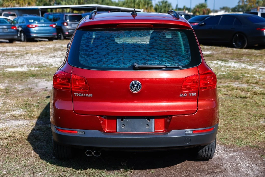 2015 Volkswagen Tiguan - Image 9 of 12