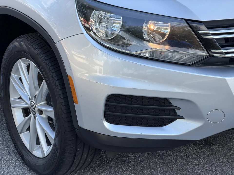 2015 Volkswagen Tiguan - Image 26 of 31