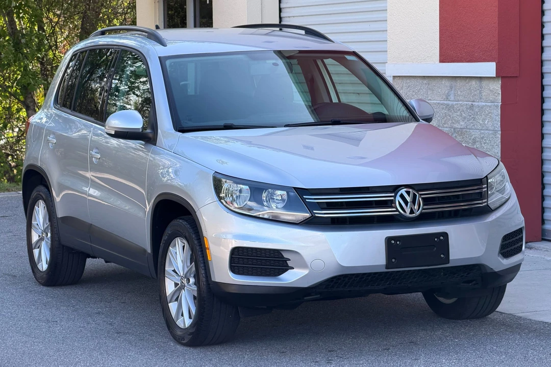 2015 Volkswagen Tiguan - Image 6 of 31
