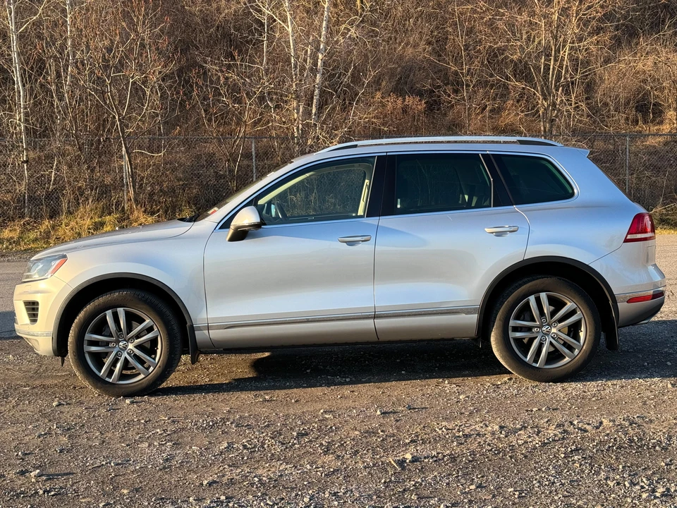2015 Volkswagen Touareg - Image 22 of 31